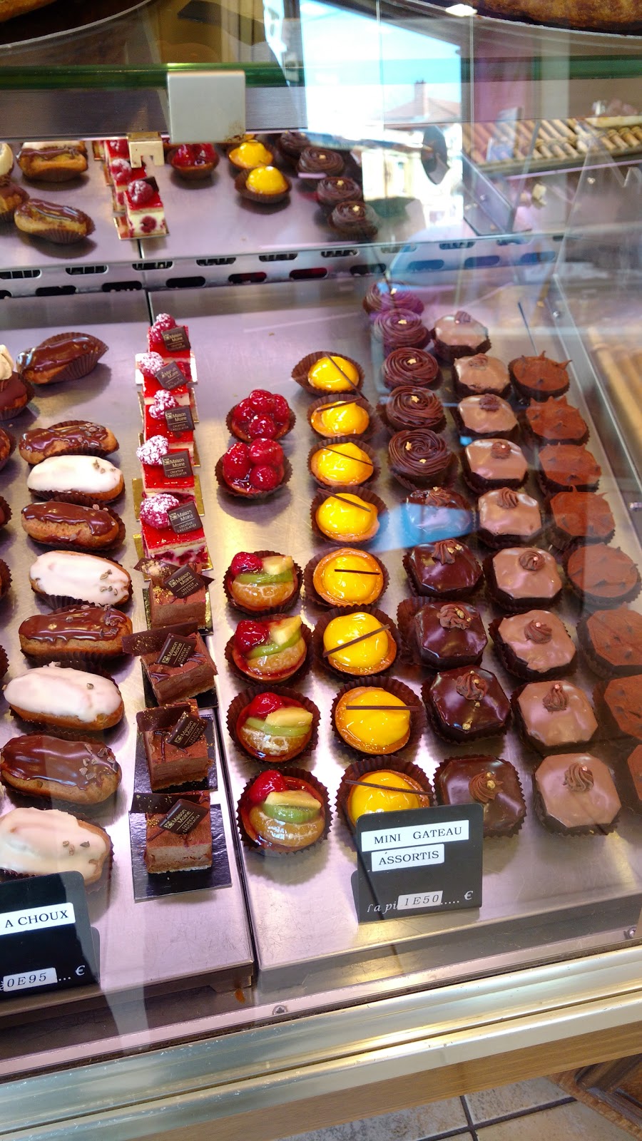 Maison Moine L'Institution