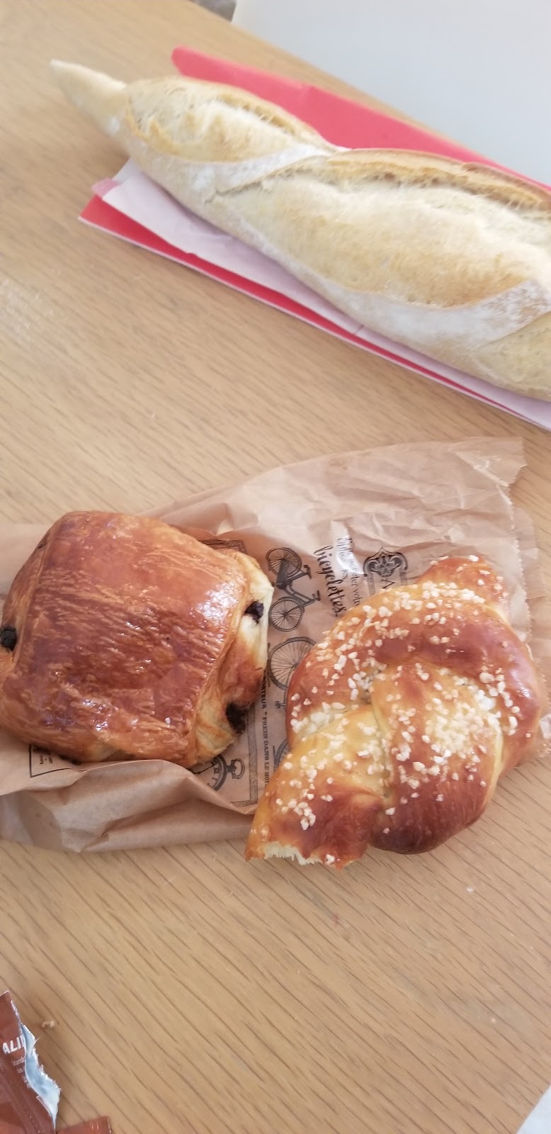 Boulangerie Au Mas Du Pain Famille Fréhaut