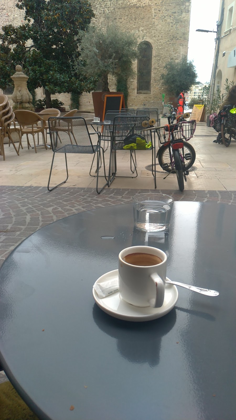 Carré Noir Pâtisserie Salon de Thé