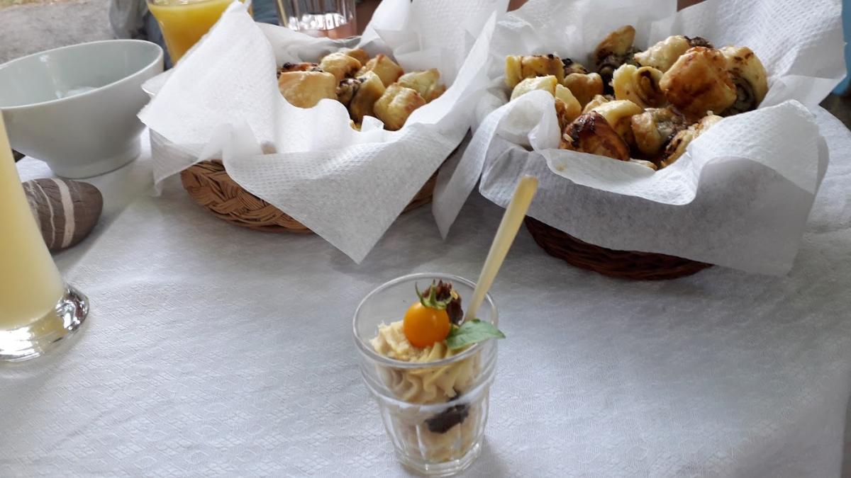 LE BARGIDOU - Chambres d'hôtes - Biscuiterie artisanale - Miel