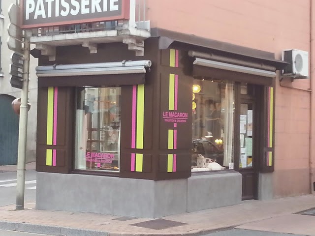LE MACARON