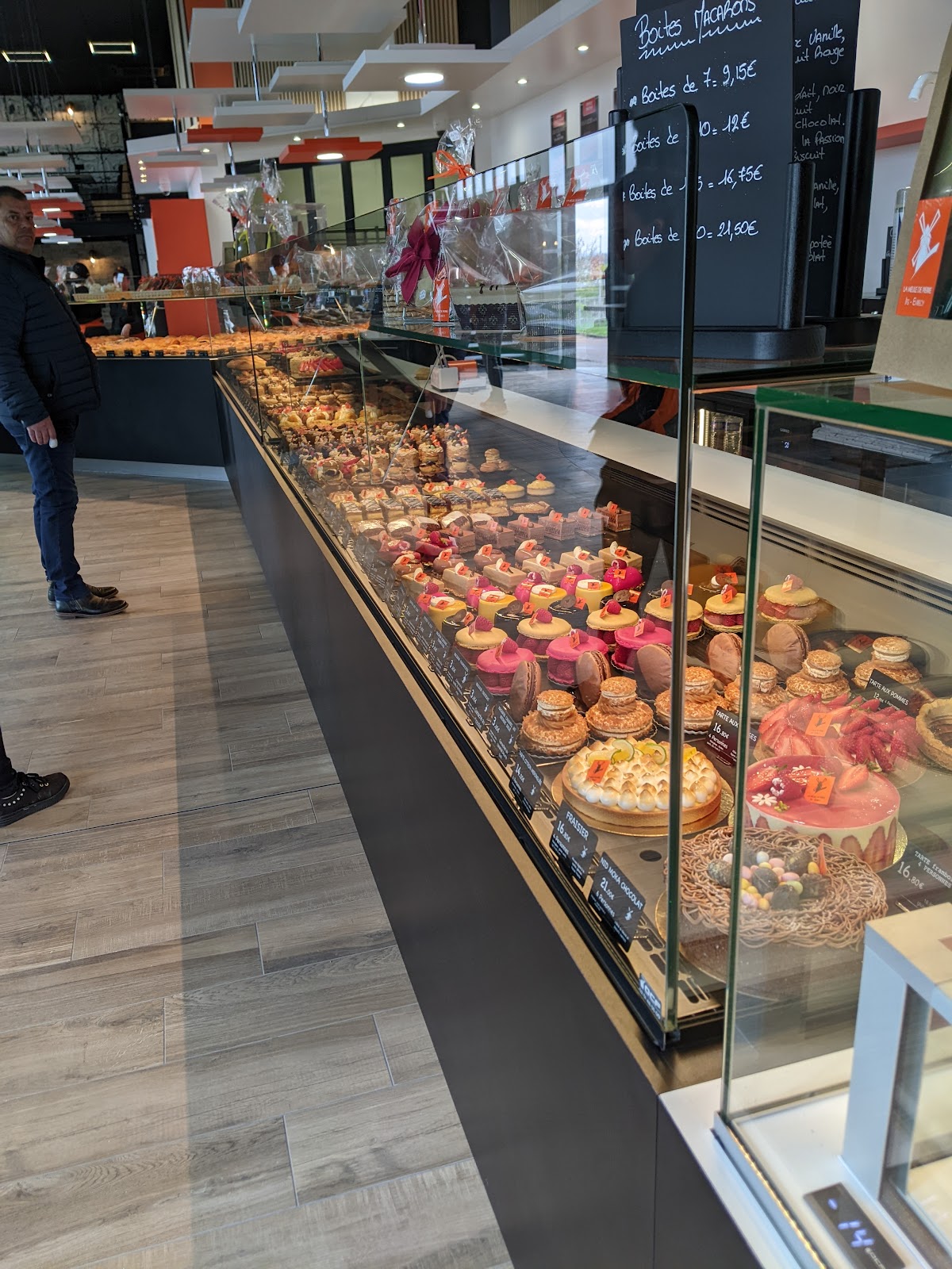 LA MEULE DE PIERRE EVRECY