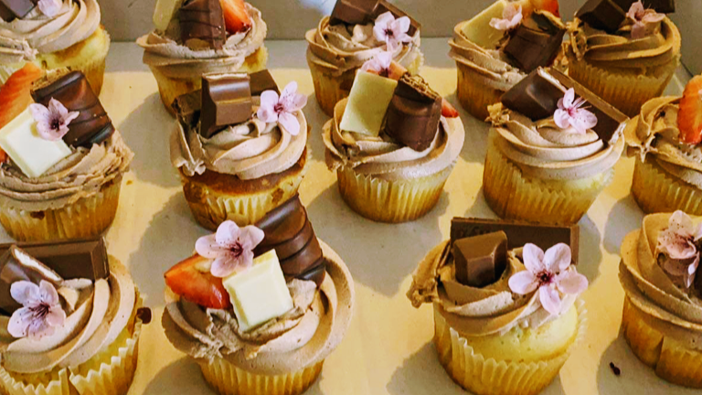 Royal Cupcake