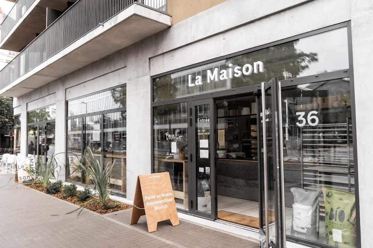 La Maison Boulangerie-Café (Maison Arlot Cheng)