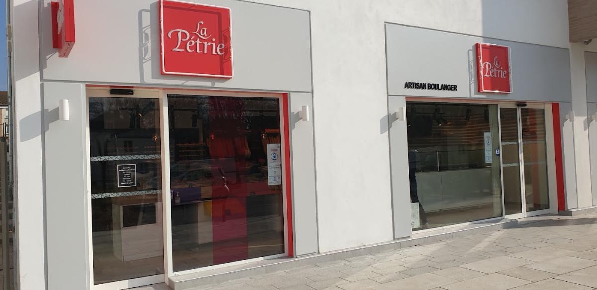 Boulangerie de la mairie -La Pétrie