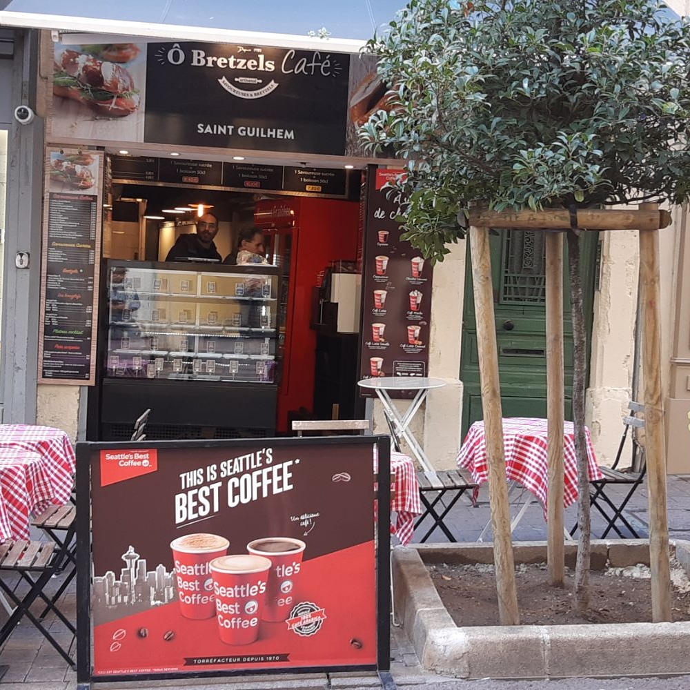 M Bretzels Café St Guilhem