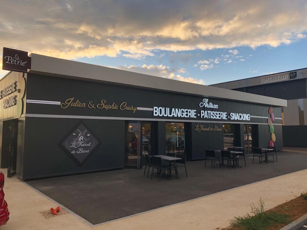 Boulangerie - Pâtisserie - Snacking "Le Fournil de Biard - Aéroport"