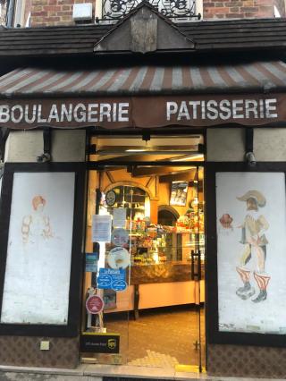 Boulangerie Aux Comtes de Champagne 0