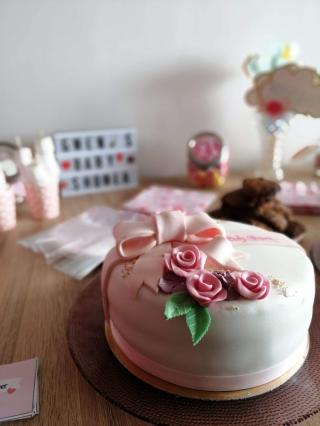 Boulangerie Daisy Cake 0