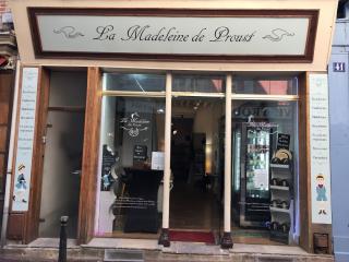 Boulangerie Dupont avec un Thé 2