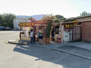 Boulangerie La Baguette 0