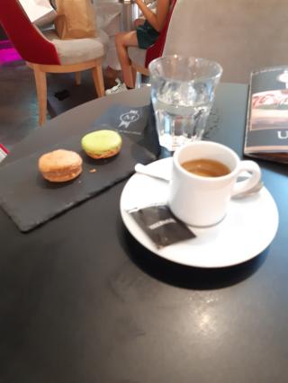 Boulangerie Le Monde du Macaron 0