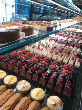 Boulangerie Artisan Boulanger-Pâtissier-Snacking - JEAN LUC PELE 0