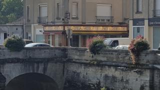 Boulangerie AU PONT FLEURI Boulangerie 0
