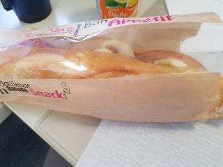 Boulangerie La baguette dorée 0