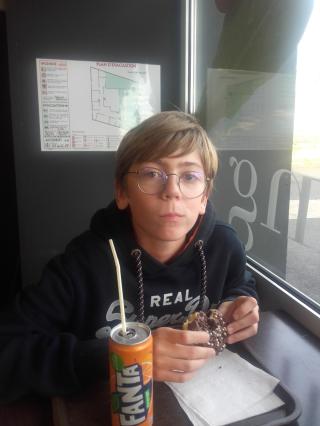 Boulangerie Pains - Pâtisseries - Viennoiseries - Sandwichs -Salades 