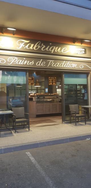 Boulangerie LA FABRIQUE Boulangerie Patisserie Sandwicherie 0