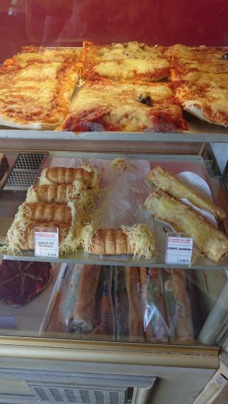 Boulangerie La Pyramide Des Pains Sandwicherie Patisserie ST CHRISTOL LES ALES 1