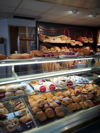 Boulangerie Boulangerie-Tabac Piconneaux 0