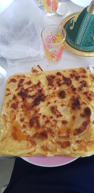 Boulangerie Au Bon Pain Chaud. 0