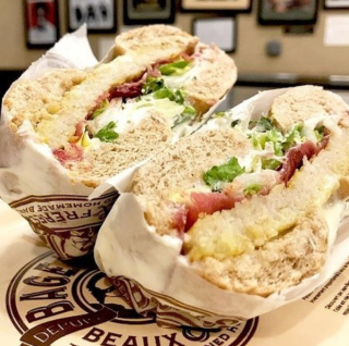 Boulangerie BAGELSTEIN • Bagels & Coffee shop 2