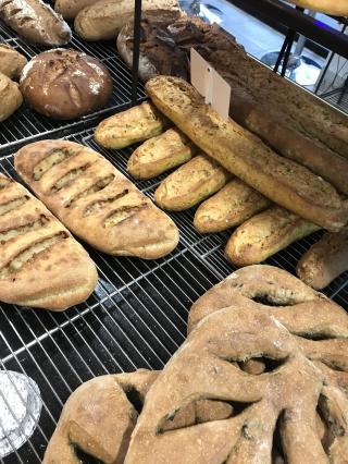 Boulangerie Le Fournil de Cheval Blanc 0