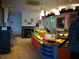 Boulangerie Eugénie Boulangerie-Pâtisserie 1