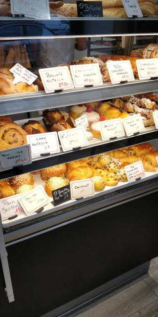 Boulangerie Le Fournil De Mouries 0