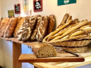 Boulangerie Comme Autrefois Le Fournil 1