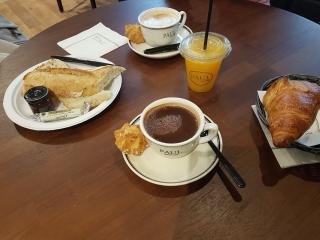 Boulangerie Paul Lyon Frères Lumière 0