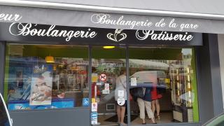 Boulangerie La Boulangerie De La Gare Asnieres Sur Seine 2