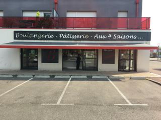 Boulangerie Boulangerie - Pâtisserie - aux 4 saisons Sandwicherie 0