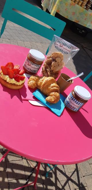 Boulangerie Chez Sophie Boulangerie - Pâtisserie La Demoiselle Dupain 0