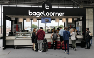 Boulangerie Bagel Corner - Bagel Donuts Café 0
