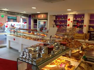 Boulangerie Aux Petits Fours, Pâtisserie Saint-Criq 0