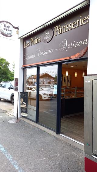 Boulangerie Les Pains Pâtisseries 0