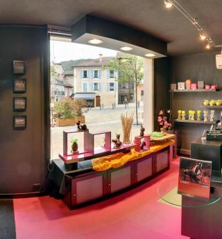 Boulangerie Chocolaterie - Pâtisserie - EYRIEY Les 3 Sœurs 0