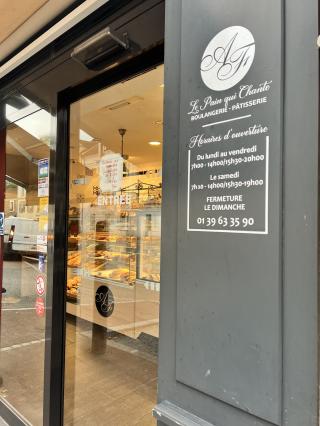 Boulangerie Le pain qui chante 0