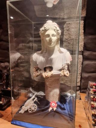 Boulangerie MAISON GEORGES LARNICOL - MOF - Biscuiterie Chocolaterie 0