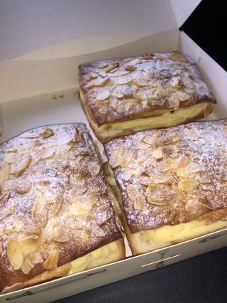 Boulangerie Boulangerie - Pâtisserie AU FOUR et AU MOULIN 0