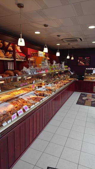 Boulangerie La Huche A Pains 1