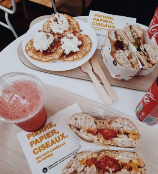 Boulangerie Bagel Corner - Bagels - Donuts - Café 0