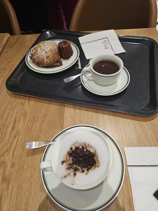 Boulangerie Louis French Bakery 0