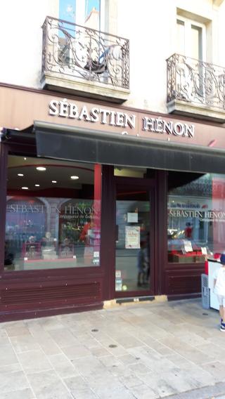Boulangerie Sébastien Hénon | Chocolatier conjugueur de saveurs 0