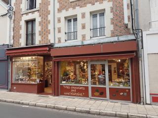 Boulangerie Maison de la Dragée et du Chocolat 0