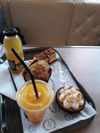 Boulangerie Bakery Café 0