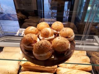 Boulangerie La Parisienne 0