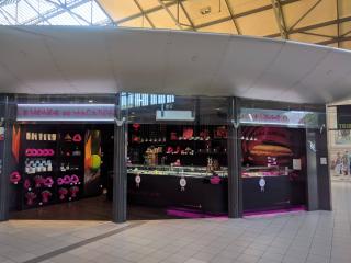 Boulangerie Le Monde du Macaron 0