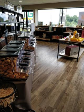 Boulangerie BRIEUC - Biscuiterie Caramèlerie Confiturerie - boutique de vente directe d'Yffiniac 0