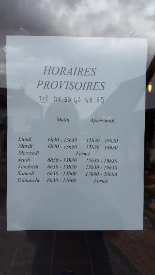 Boulangerie Au Four & Au Moulin (Boulangerie Buchelay) 0